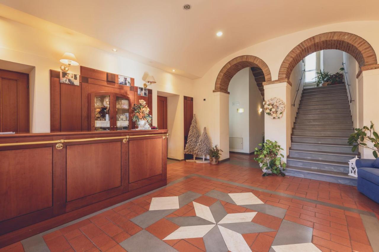 Albergo Ristorante Pasqui Rocca San Casciano المظهر الخارجي الصورة
