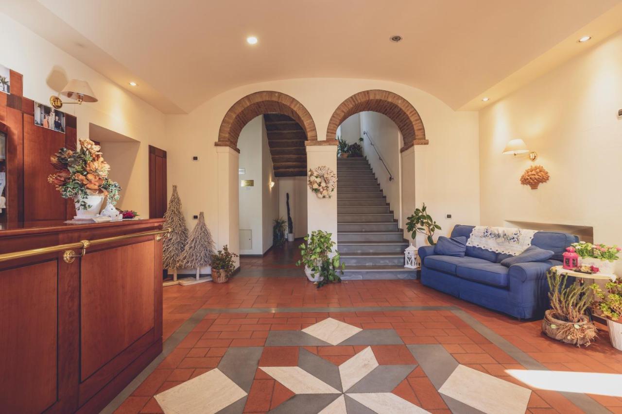 Albergo Ristorante Pasqui Rocca San Casciano المظهر الخارجي الصورة